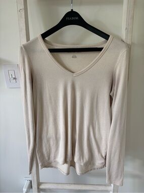 American Eagle Outfitters Cream V-Neck Long Sleeve Top